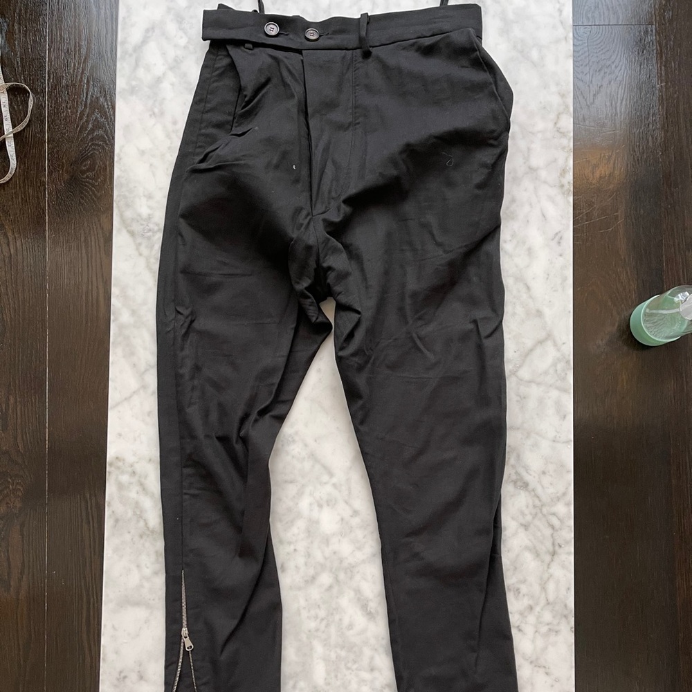 NEW w/out tags (NEVER WORN)